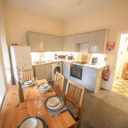 Lfracombe Holiday Apartment Close To Tunnels Beaches 일프러컴 외부 사진