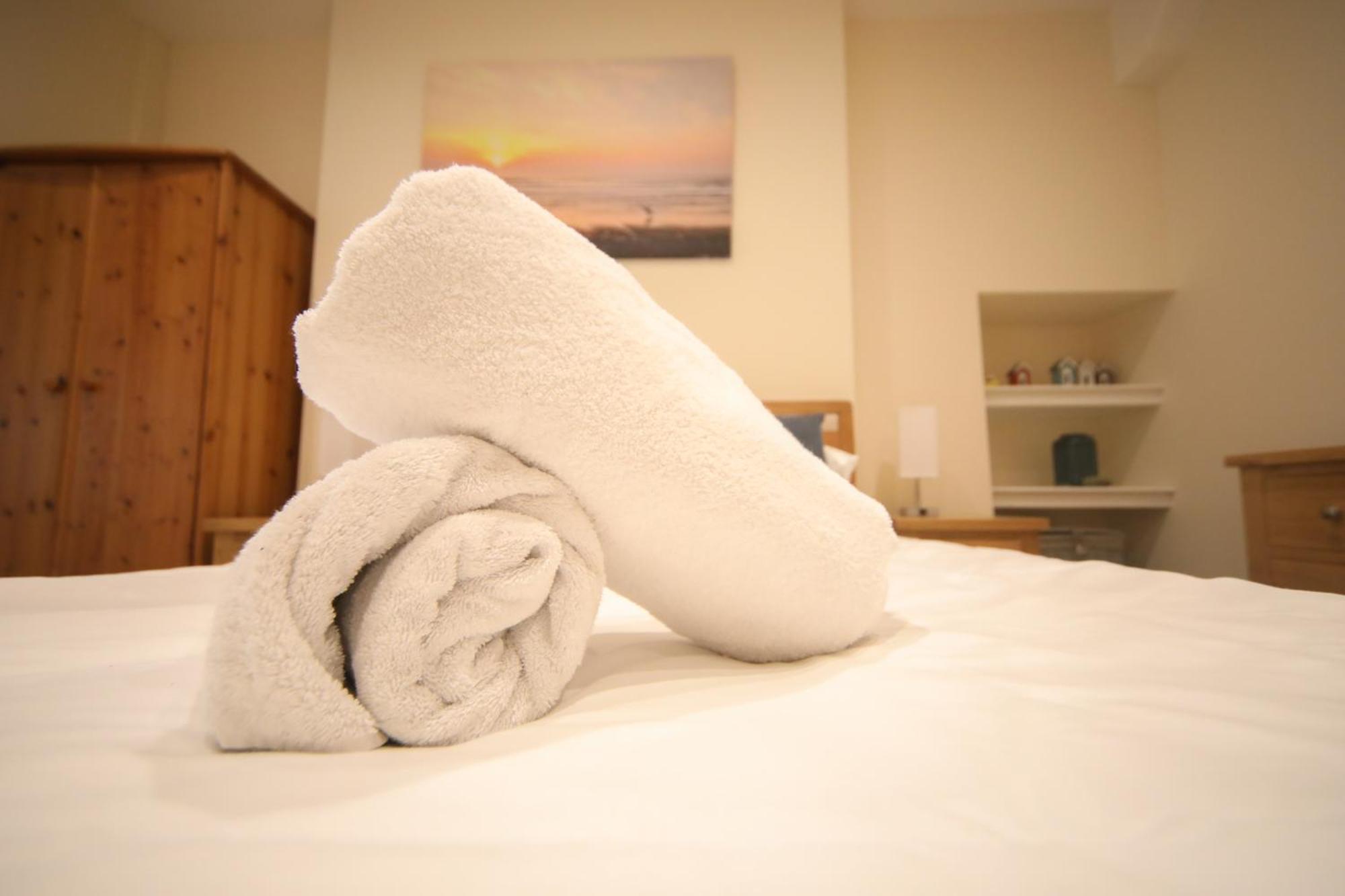 Lfracombe Holiday Apartment Close To Tunnels Beaches 일프러컴 외부 사진