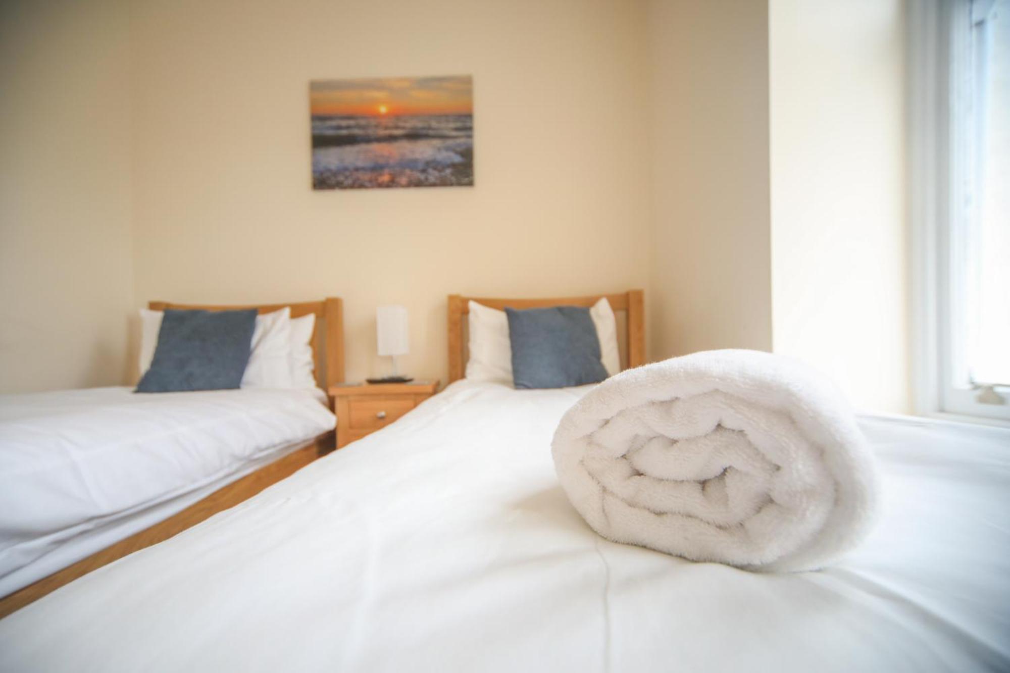 Lfracombe Holiday Apartment Close To Tunnels Beaches 일프러컴 외부 사진