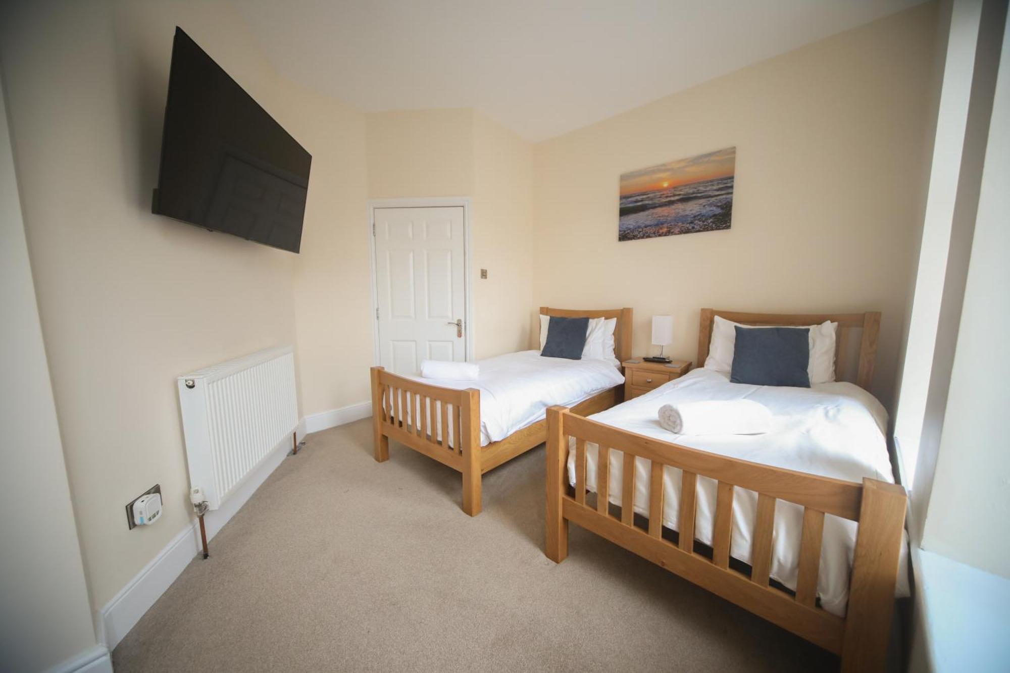 Lfracombe Holiday Apartment Close To Tunnels Beaches 일프러컴 외부 사진