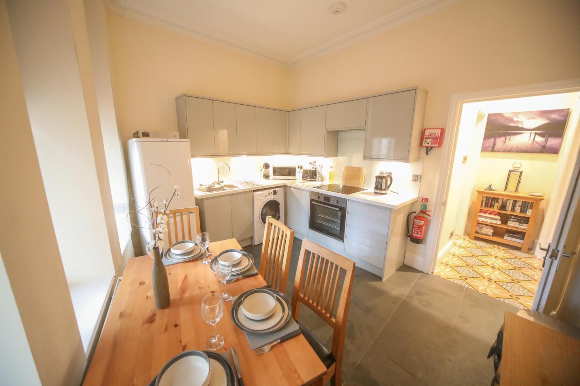 Lfracombe Holiday Apartment Close To Tunnels Beaches 일프러컴 외부 사진