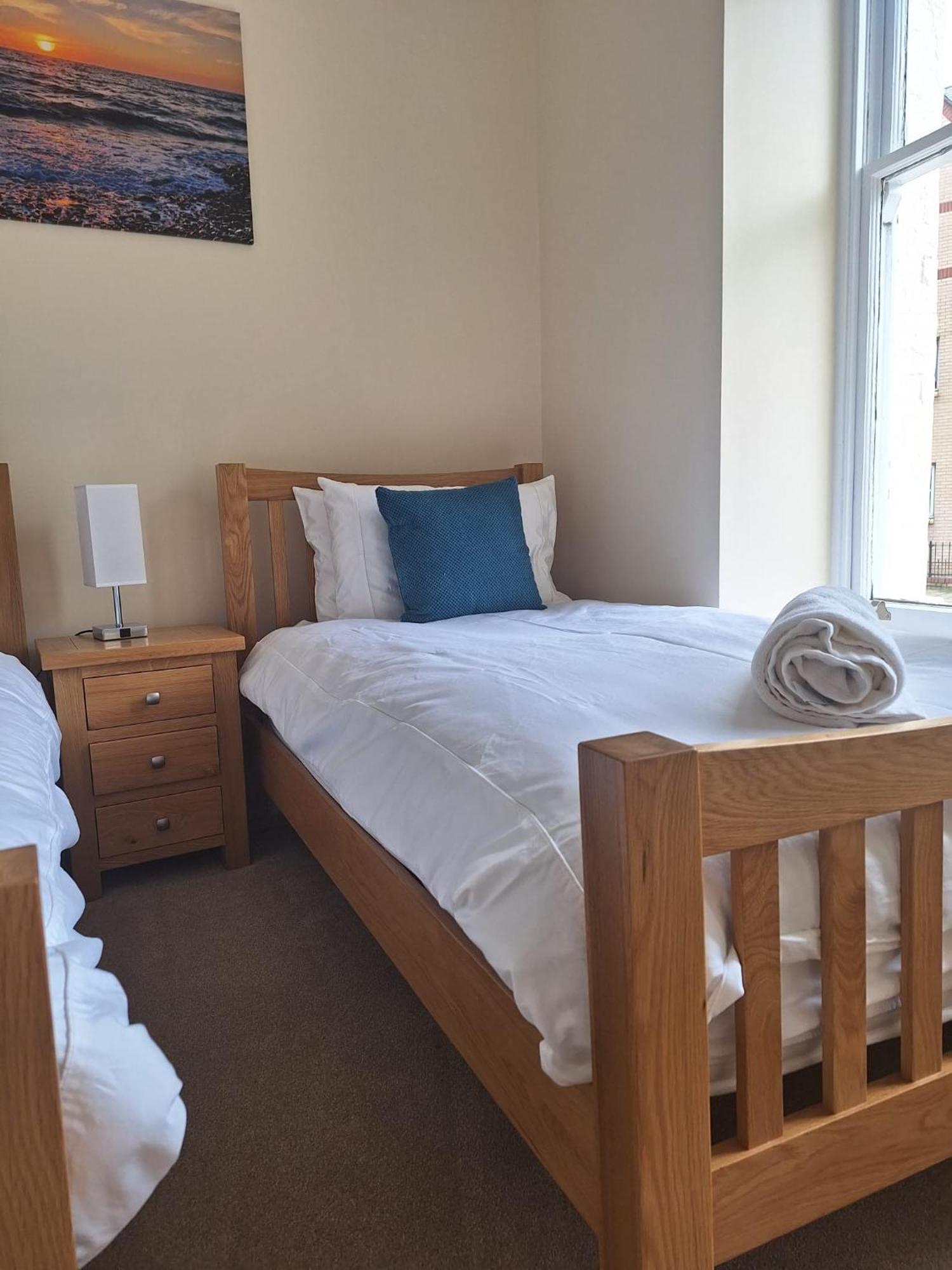 Lfracombe Holiday Apartment Close To Tunnels Beaches 일프러컴 외부 사진